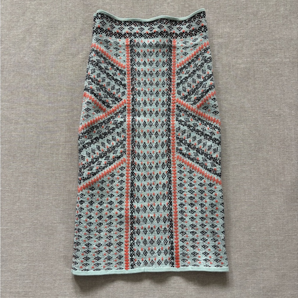 BCBG Max Azria pastel bodycon pencil skirt. - Picture 2 of 10